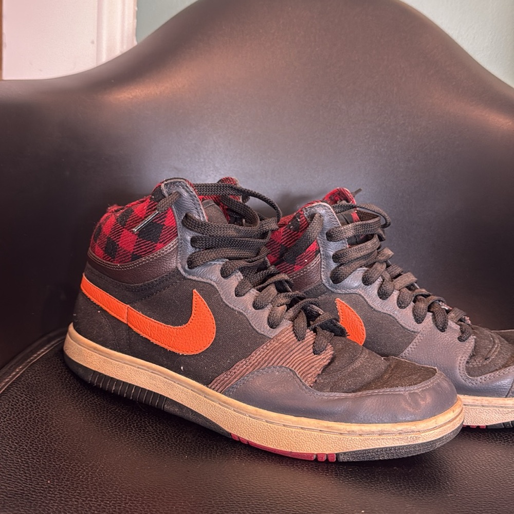 Nike Court Flannel & Corduroy